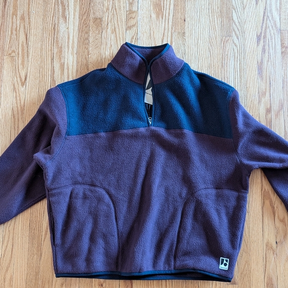 FRANK AND OAK - NEVER WORN NWT Axis Polar Fleece in Burgundy Size L - Picture 2 of 5